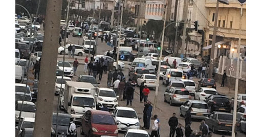 Kif, psychotropes, violence, tramway agressé par des automobilistes et rues squattées par le marché des voitures El Makarri un quartier en déclin