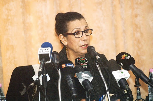 La SG du parti des travailleurs en meeting à annaba Louisa Hanoune demande l’ouverture d’une enquête sur Tliba Baha Eddine