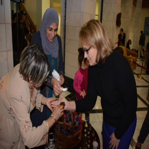 L’ambassadrice des USA en Algérie célèbre le « Moloud » en avance