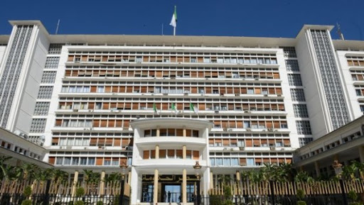 Le certificat de résidence n&rsquo;est plus exigé aux mineurs dans les dossiers du passeport, permis et carte nationale