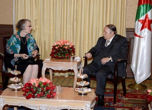 Le Président Bouteflika reçoit le nouvel ambassadeur de Finlande en Algérie