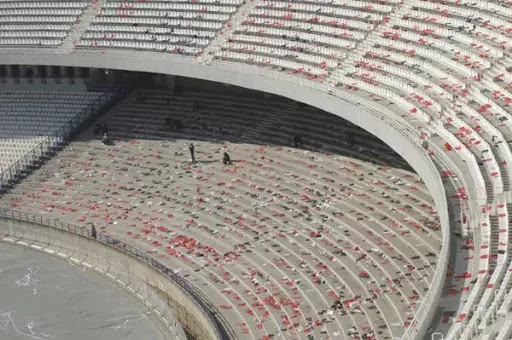 Les gradins laissés dans un sale état par les supporters,  Le stade du 05 juillet : THE DAY AFTER (Photos)