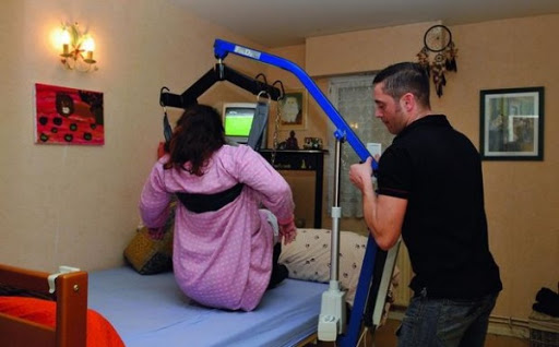 L’importance de la sensibilisation à la nécessité de développer l&rsquo;hospitalisation à domicile soulignée à Constantine