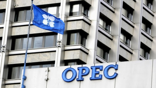 L&rsquo;OPEP devrait reconduire ses quotas de production en dépit de la chute des prix