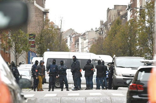 Nouvelles perquisitions en lien avec les attentats de Paris, Belgique : au moins une personne arrêtée à Bruxelles