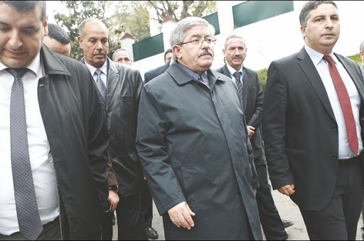 Siège du ffs jeudi soir Quand Ouyahia cherche à éviter Saâdani