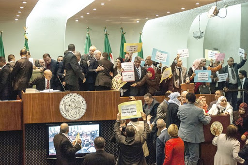Une centaine de députés va saisir le conseil constitutionnel, Objectif : faire barrage à la loi de finances 2016