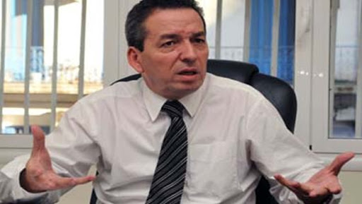 Ait Ahmed/ Amara Benyounes salue la décision de Khaled Nezzar