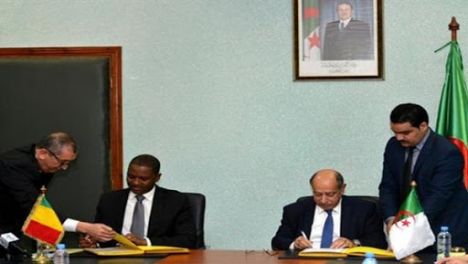 Algérie-Mali: signature d’un programme de coopération dans le domaine de la formation professionnelle