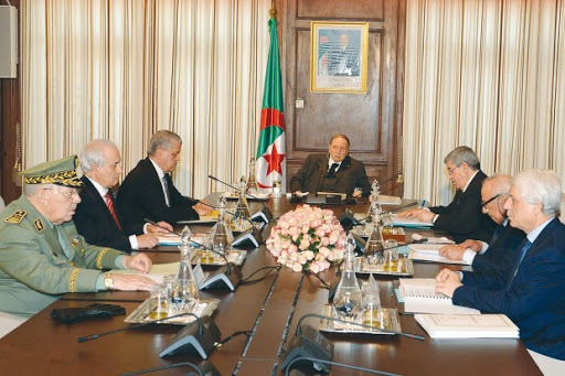 Avant-projet de révision de la constitution Incohérences et contradictions