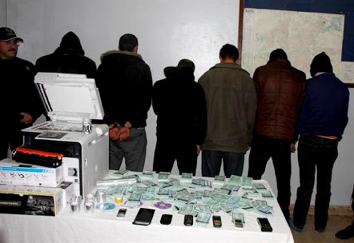 Batna: démantèlement d&rsquo;un réseau de faussaires de billets de banque