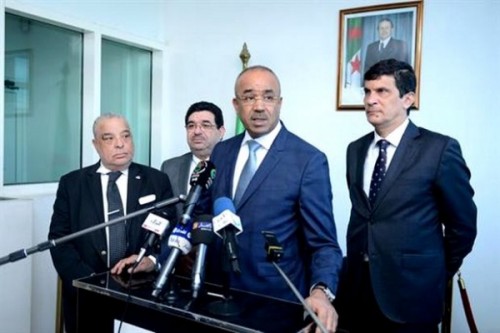 Bedoui: la carte nationale biométrique fin janvier et le permis biométrique fin 2016