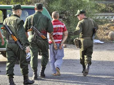 Biskra : Arrestation de 2 individus en possession d’un fusil à pompe