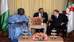 Bouteflika reçoit l’ancien président du Nigeria Obasanjo