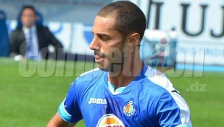 En : Lacen carbure toujours