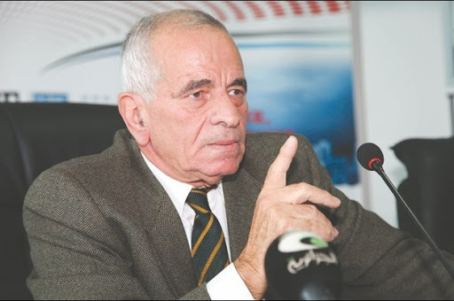 Endettement extérieur: “il va falloir faire très attention”, avertit Abdelatif Benachenhou