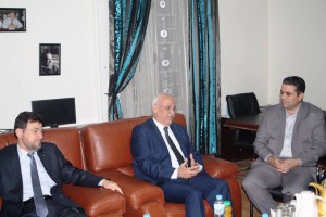 FFS : Le Secrétaire général du comité exécutif de l’OLP, Saeb Erekat présente des condoléances suite au décès de Hocine Ait Ahmed