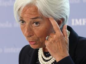 FMI : Les prix du pétrole devraient « rester durablement bas »