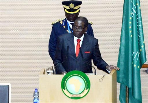 L&rsquo;Algérie demeure un « modèle » en matière de lutte contre le colonialisme (Mugabé)