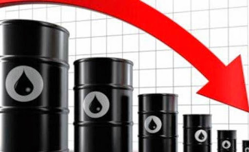 Le baril de Brent chute brièvement sous les 28 dollars en Asie lundi