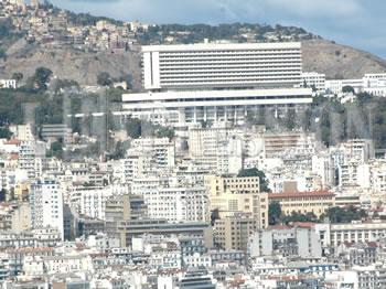 Le Président Bouteflika a apporté « une grande stabilité » à l’Algérie (OBG)