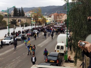 Les partisans du MAK marchent à Tizi Ouzou
