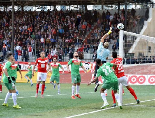 Ligue 1 Mobilis (16e journée) victoire du CR Belouizdad devant le MC Alger (1-0)
