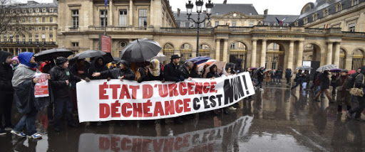 Manifestations contre déchéance de nationalité et état d&rsquo;urgence dans les grandes villes de France