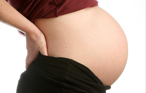 Maternité: Quand les grossesses ultra tardives se multiplient