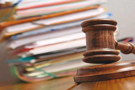 Pour l’avoir accusé de recrutement complaisant d’un professeur en médecine: Le directeur de Radio Tizi Ouzou dépose plainte contre l’administrateur du CHU