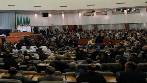 Renouvellement du tiers présidentiel au conseil de la nation: Zohra drif et Yassef Saadi écartés