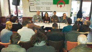 Révision de la constitution, Les Algériens de France ne désarment pas