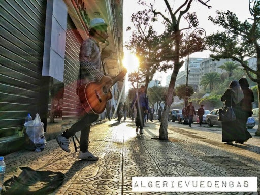 « Révolution des guitares » à Alger : « La rue nous appartient »