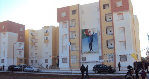 Sfisef (Sidi Bel Abbes) : Affichage de la liste nominative des 596 logements sociaux dans le calme