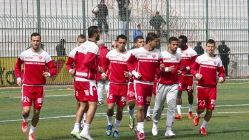 Stage du MC Oran à Tunis: l&rsquo;absence de matchs amicaux fausse les calculs de Bouali