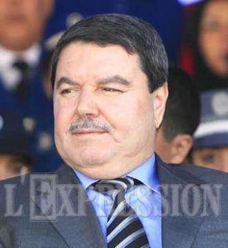 Suite au décès par immolation du gardien de la piscine dOran: Hamel ordonne l&rsquo;ouverture d&rsquo;une enquête