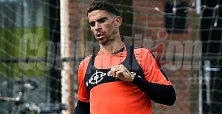 Transfert : Carl Medjani pas encore fixé sur son avenir