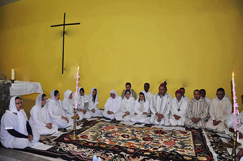 Une première en Algérie : Des musulmans et des chrétiens organisent une prière commune