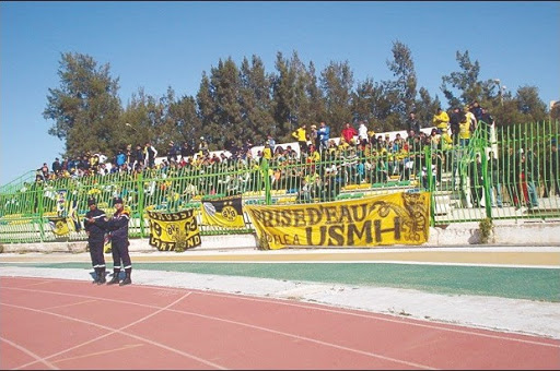 À la fin du match US Tébessa – USM Harrach: les supporters harrachis saccagent les sièges des tribunes