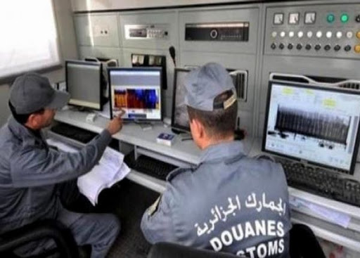Adrar: 950 déclarations douanières enregistrées en 2015