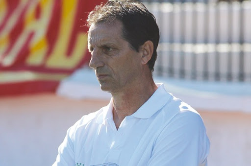 Alors que le coach de la jsk avait annoncé sa démission hier matin: Hannachi a convaincu Bijotat de continuer sa mission