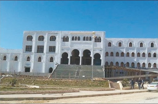 Arrêt sur image: vu à SOUK AHRAS