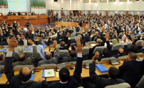 Cafouillage sur la date du vote de la révision de la constitution