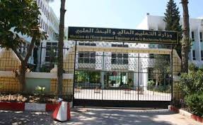 Ces diplômes de post-graduation ne sont pas pris en compte lors des recrutements: à quoi servent les masters et les magistères ?