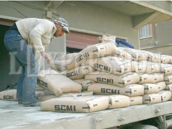 Effet pervers des licences d&rsquo;importation: le ciment continue de flamber!