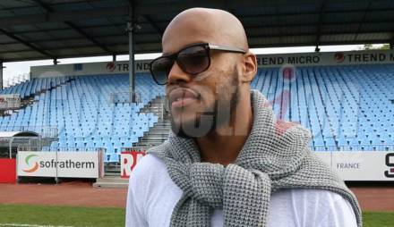 EN : Ça se gâte pour Mbolhi