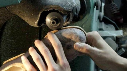 Fabrication de chaussures à Médéa : les ateliers « Al-Khercha » appelés à s’intégrer dans le circuit légal