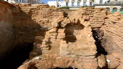 Formation d&rsquo;un premier noyau d&rsquo;archéologues spécialisés dans l&rsquo;inventaire