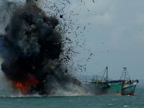 Indonésie: 30 bateaux coulés dans le cadre de la lutte contre la pêche illégale