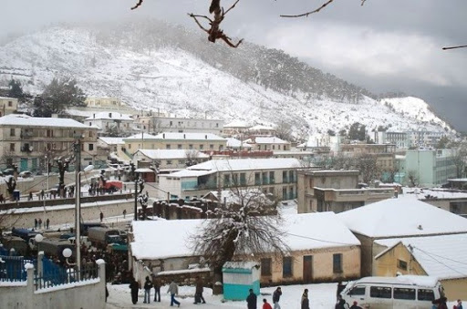 Jijel: plusieurs routes coupées en raison des chutes de neige
